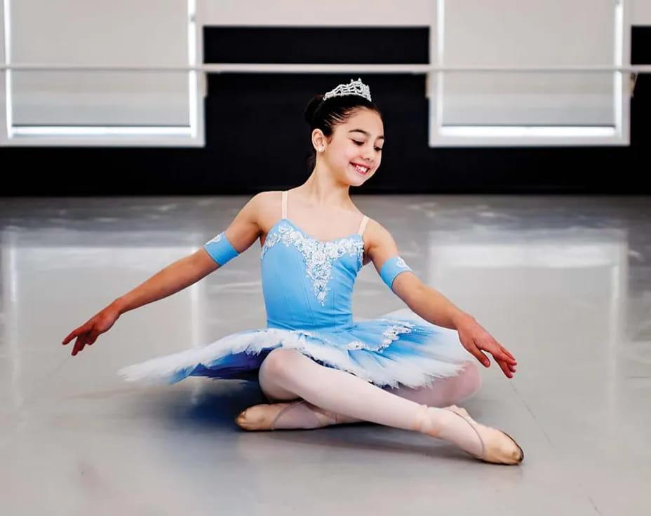 a person in a blue dress