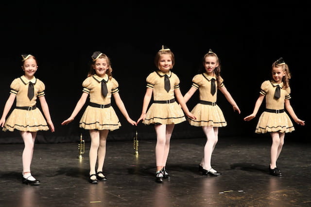 a group of girls in a line
