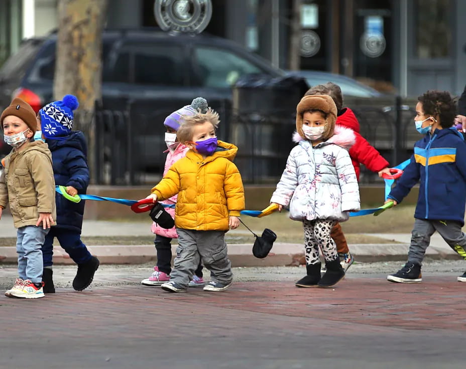 a group of children running