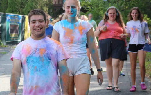 a group of people running