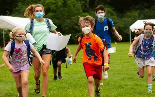 a group of people running