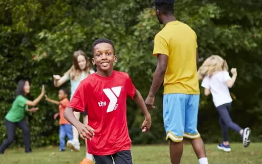 a group of people running