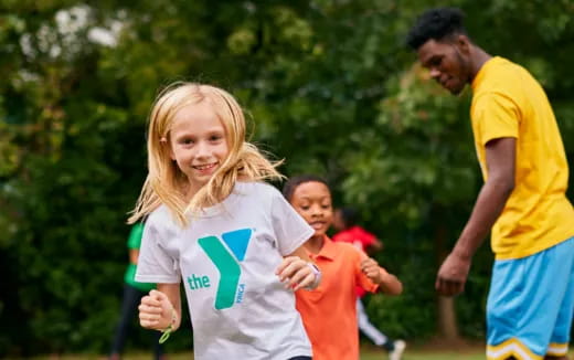 a group of people running