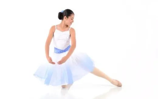 a person in a blue dress