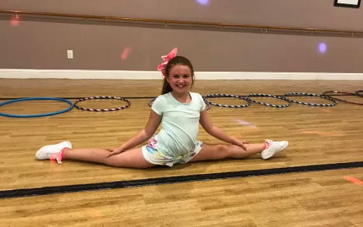 a girl in a white dress