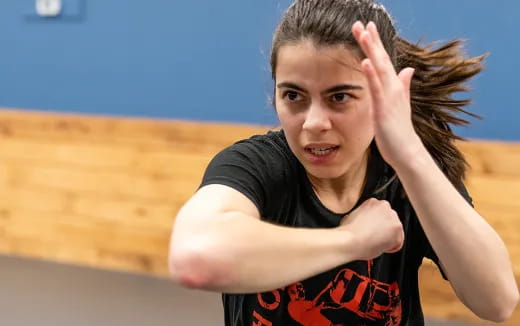 a person with the hand on the head