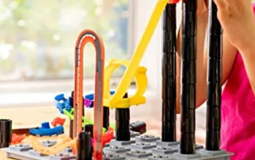 a child painting a picture