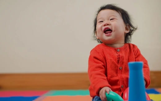 a child opening his mouth