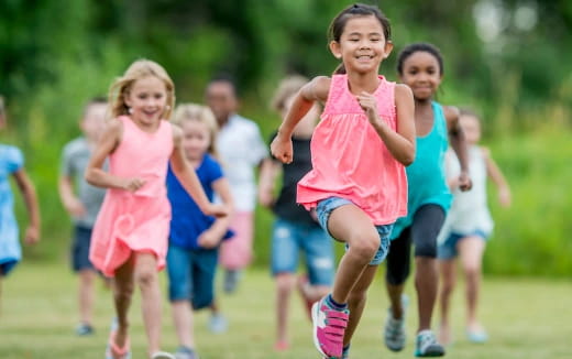 a group of children running