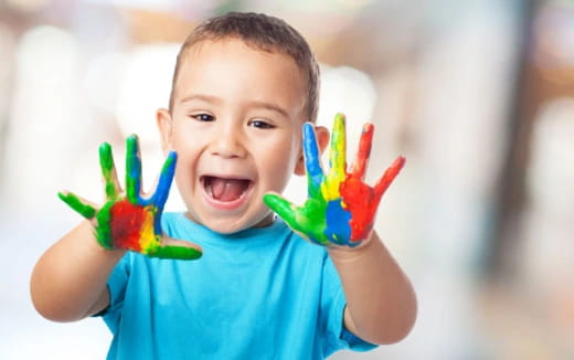 a child with his mouth open